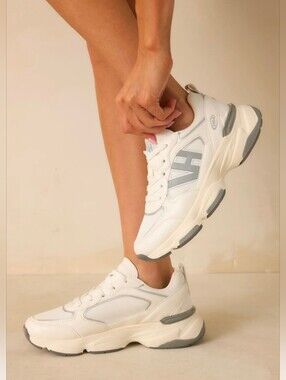 Women's Dad Sneakers Chunky NWOB White Gray Comfort Vintage Havana Dash Size 10